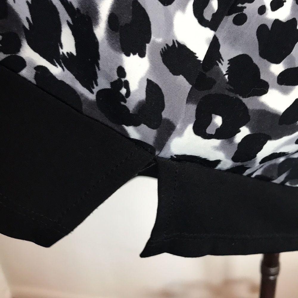 #160)🖤Stlye&Co  animal print tunic/blouse - Picture 7 of 8